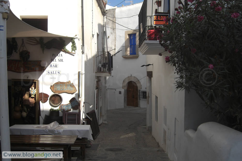 Narrow streets of D'Alt Vila